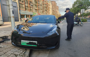 �`ͣ���@Щ܇���R�ˡ���