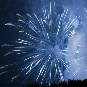 ��׽�{(l��n)ɫ����˲�g���n���c���ɵĽ���