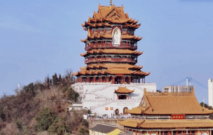 ���ľ�ɽ�������ӌӯB�B��ɽɫ�[�d��پ�