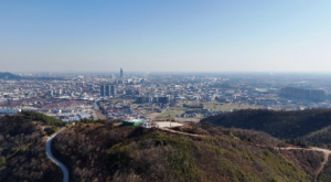 ���ĸ�����ɽ��L���I����Ȼ֮��