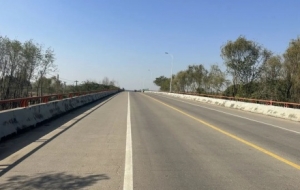 �R�r��ͨ����ͨ��