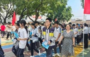 �п���Ļ���҂���һվҊ��