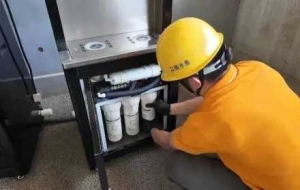 ���K����������������M�ˮ��