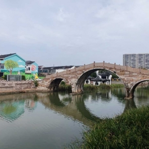 �S�ģ�韄eʮ���꣬���c�ĸ��f������ط�