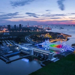 ����@����߅�м~������գ�