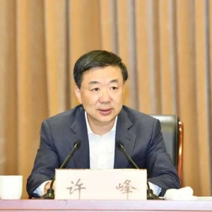 �����ί��ӛ�S�壬�M����